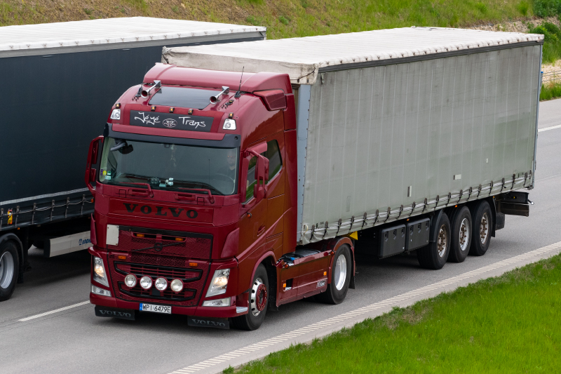DSC_0230_VOLVO_FH_IV_2.jpg