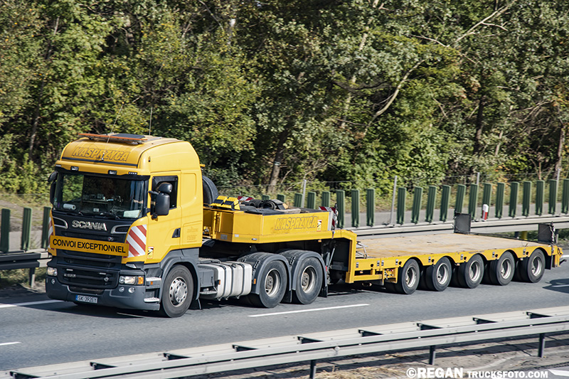 kasprzyca1 SK392EY.jpg