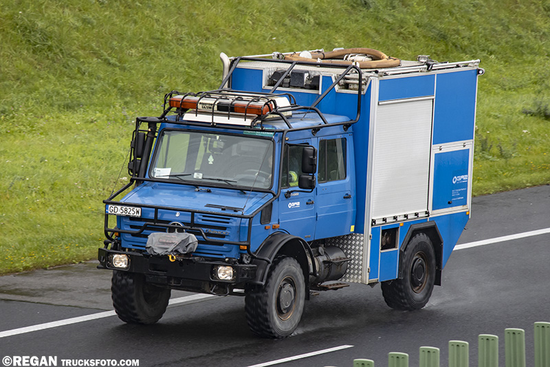 unimog.jpg