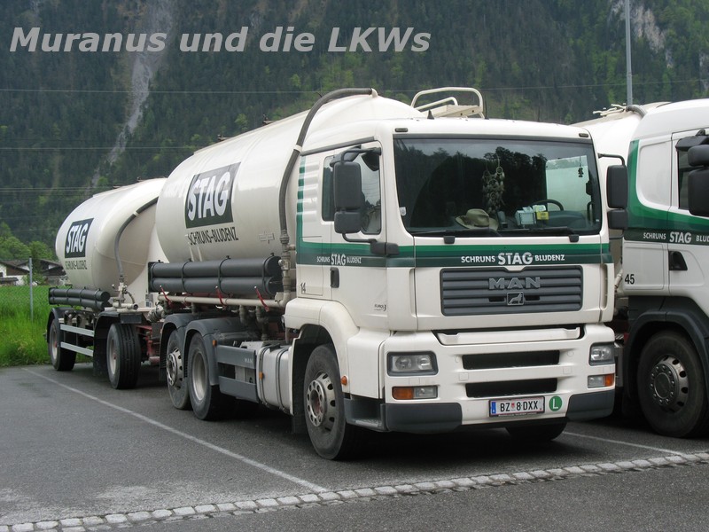 2010 auf dem Werksgelände