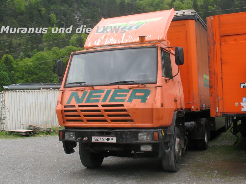 auf dem Firmengelände