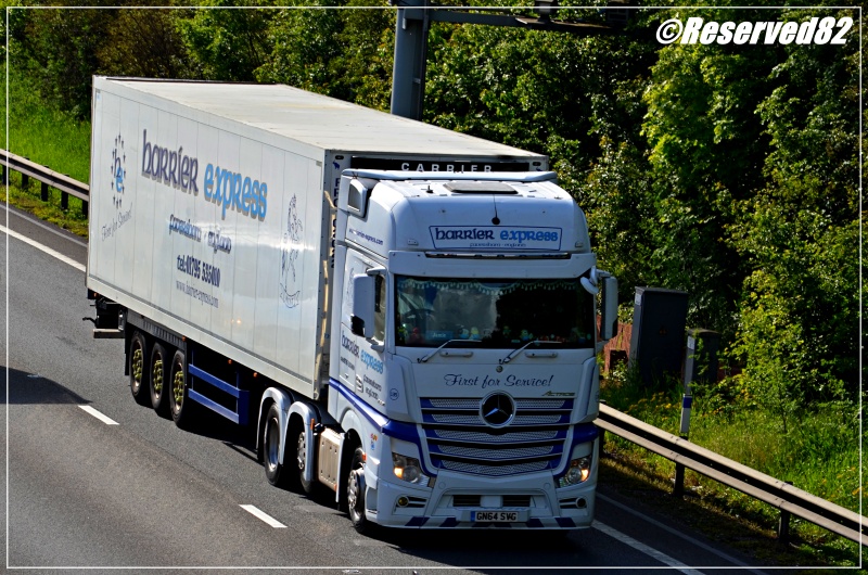 DSC_9330.JPG Harrier Express.JPG