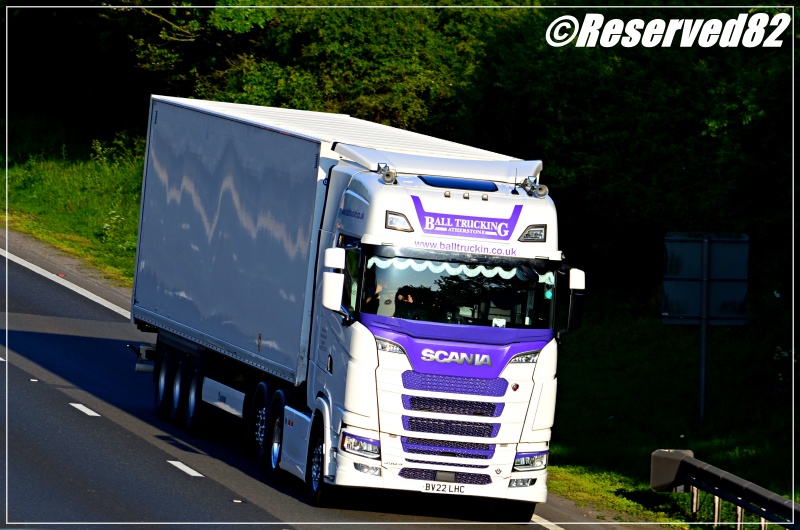 DSC_3511.JPG Ball Trucking.JPG