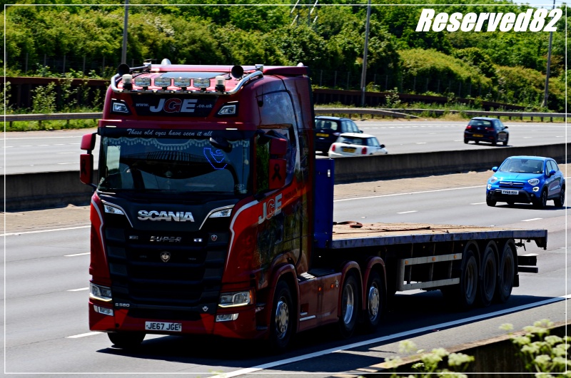 DSC_9578.JPG JGE.JPG