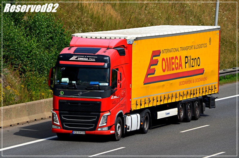 DSC_1995.JPG Omega4.JPG