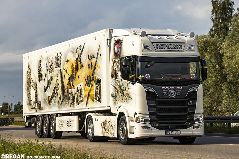Scania R590 Repiński Transport.jpg