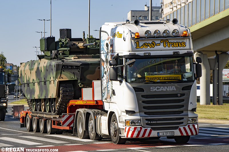 Scania R440 Streamline Lew-Trans.jpg