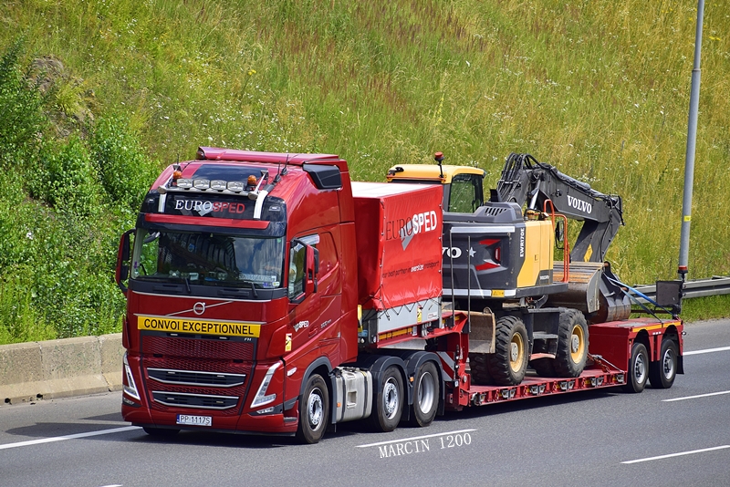 _DSC5020-crop-Eurosped-Volvo FH V Globetrotter XL.JPG