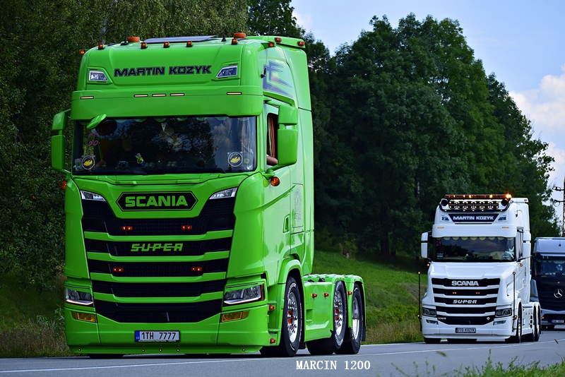 _DSC6173-crop-Martin Kozyk-Scania S NG Highline.JPG