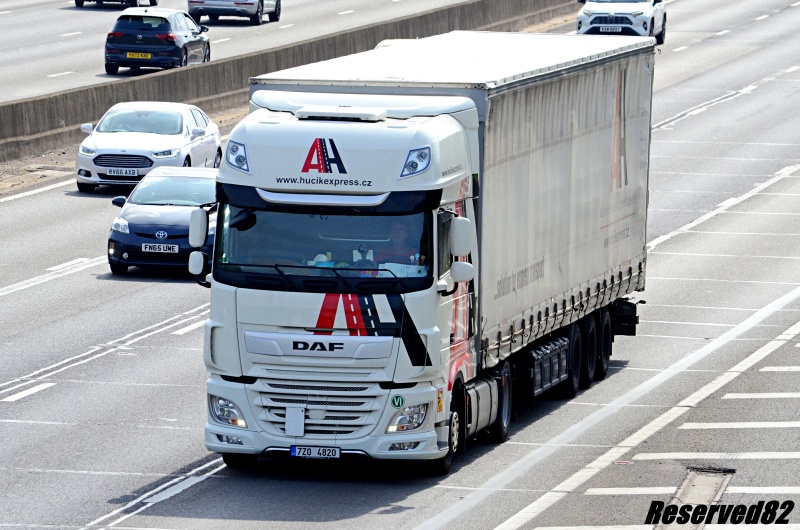 DSC_8542.JPG Hucik Express.JPG