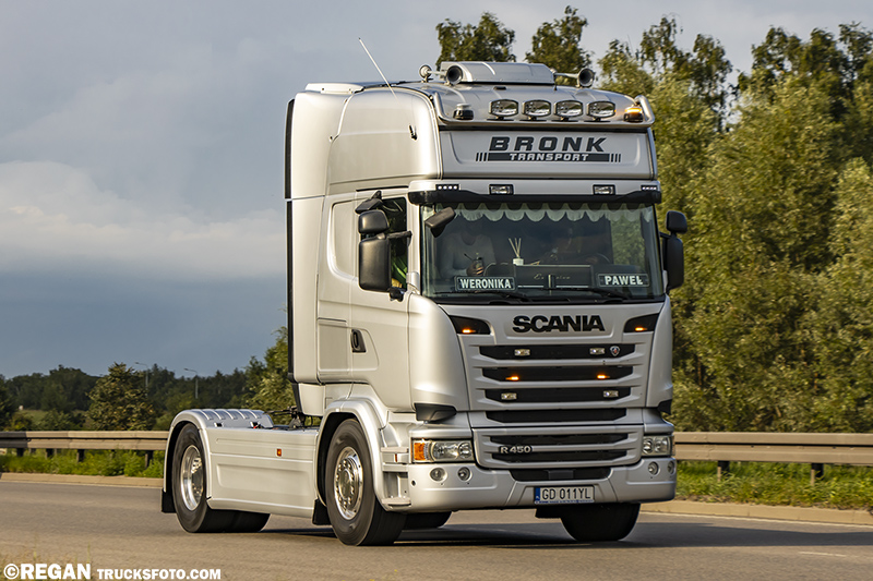 Scania R450 Bronk Transport.jpg