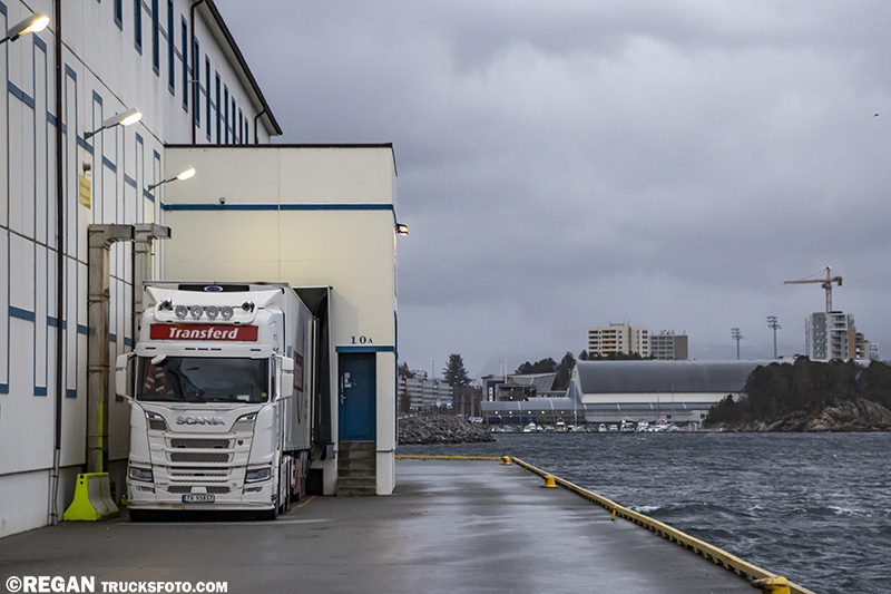 Scania R580 V8 -  Transferd.jpg