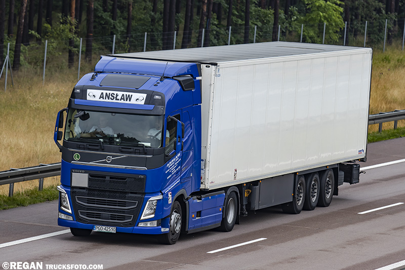 Volvo FH4 Ansław.jpg