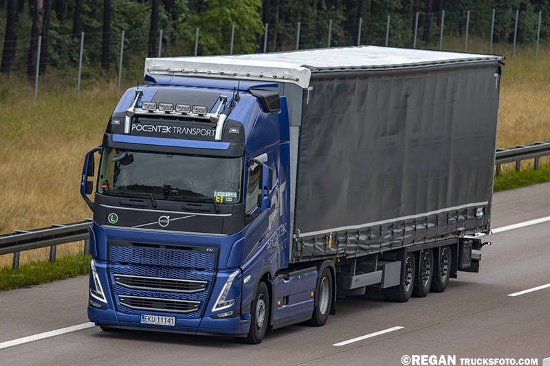 Volvo FH5  Pocentek Transport.jpg
