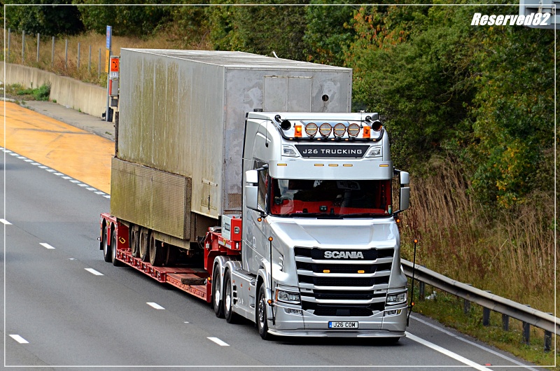 DSC_4031.JPG J26 trucking.JPG