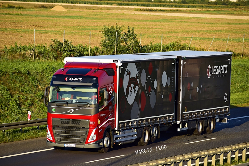 _DSC6731-crop-Legarto-Volvo FH V.JPG