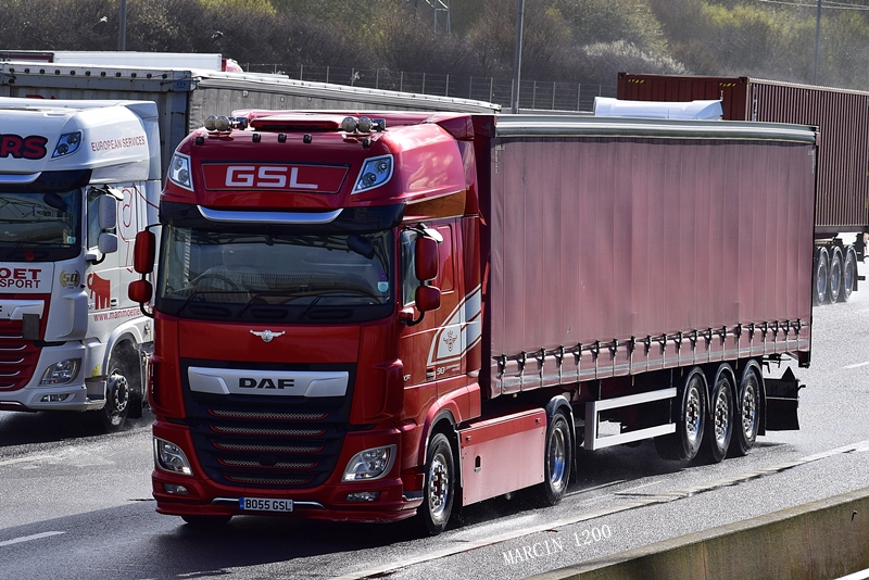 _DSC0933-crop-DAF XF106 II-GSL.JPG