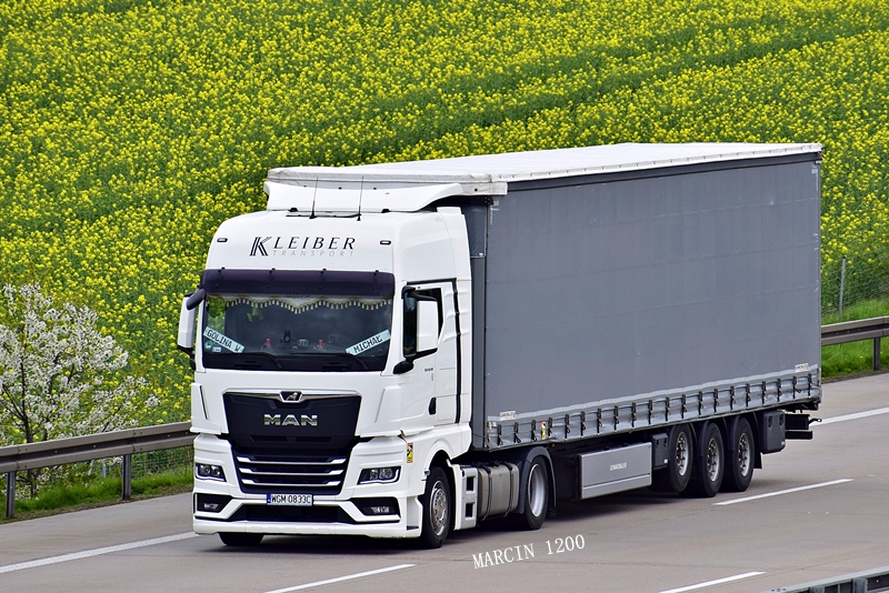 _DSC1645-crop-MAN TGX II GX Individual-Kleiber Transport.JPG