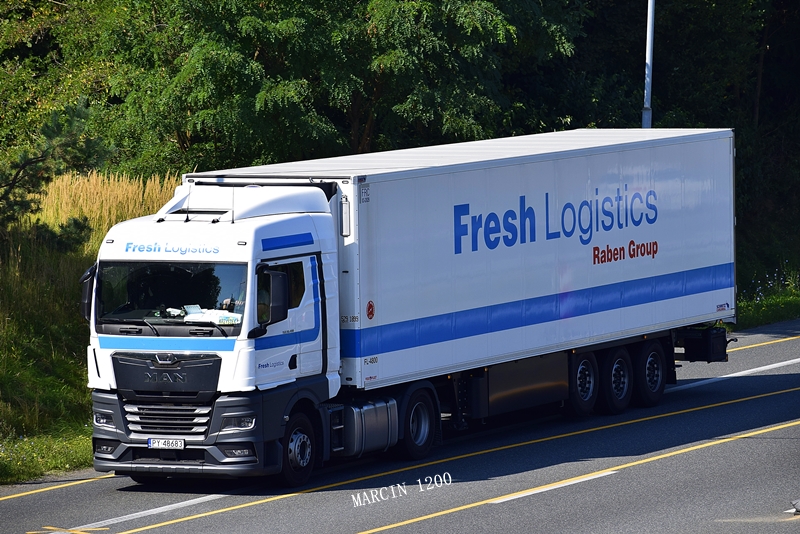 _DSC6557-crop-Fresh Logistics-MAN TGX II.JPG