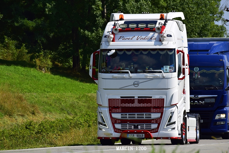 _DSC6189-crop-Pawel Vodicka- Volvo FH V.JPG