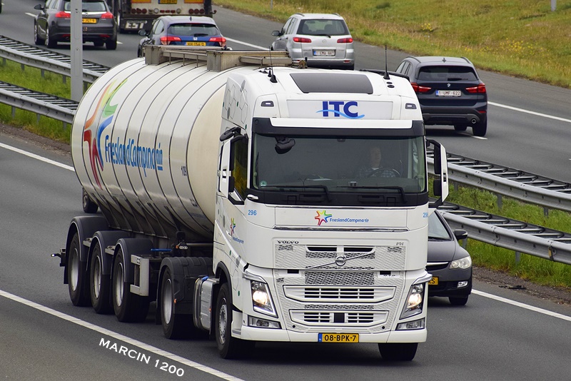 _DSC4149-crop-ITC Holland Transport B.v.-VOLVO FH IV.JPG