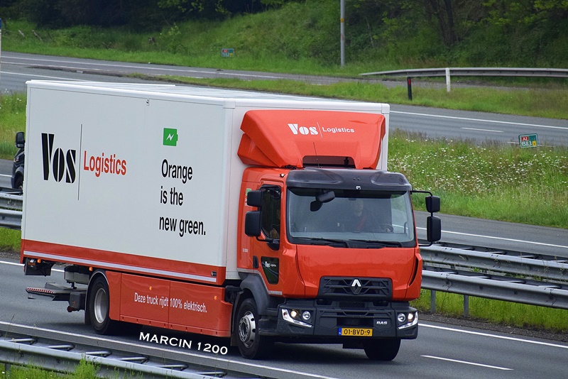 _DSC4070-crop-Renault Midlum 100% electric-Vos Logistics.JPG