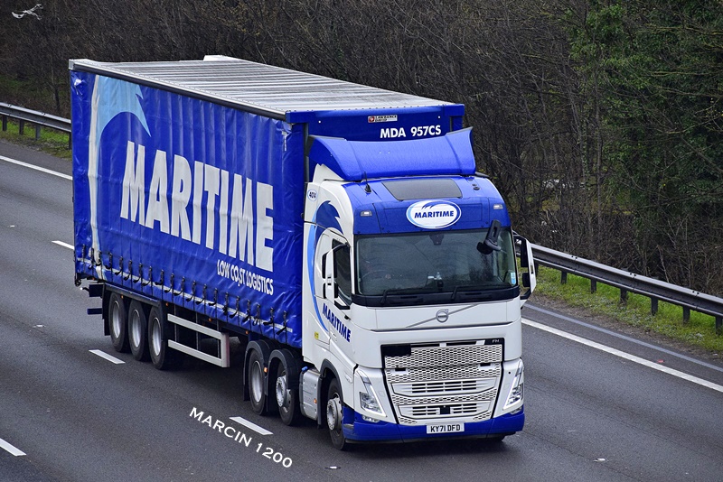 _DSC0100-crop-Maritime-Volvo FH V.JPG