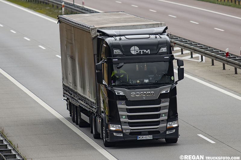 Scania S450 PTM.jpg