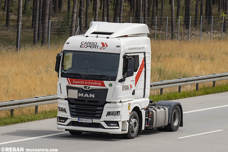 MAN TGX II Cargo Expert.jpg