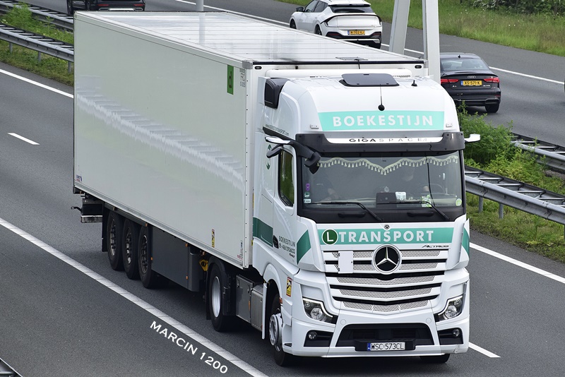 _DSC3310-crop-Boekestijn-Mercedes-Benz ActrosL MP5.JPG