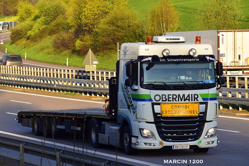 _DSC2543-crop-Obermair-DAF XF 106.JPG