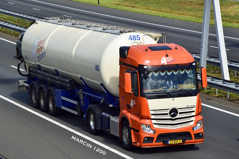 _DSC9128-crop-Albert Keijzer-Mercedes-Benz Actros MP4.JPG