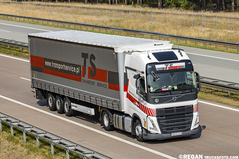 Volvo FH5 TS Transport.jpg