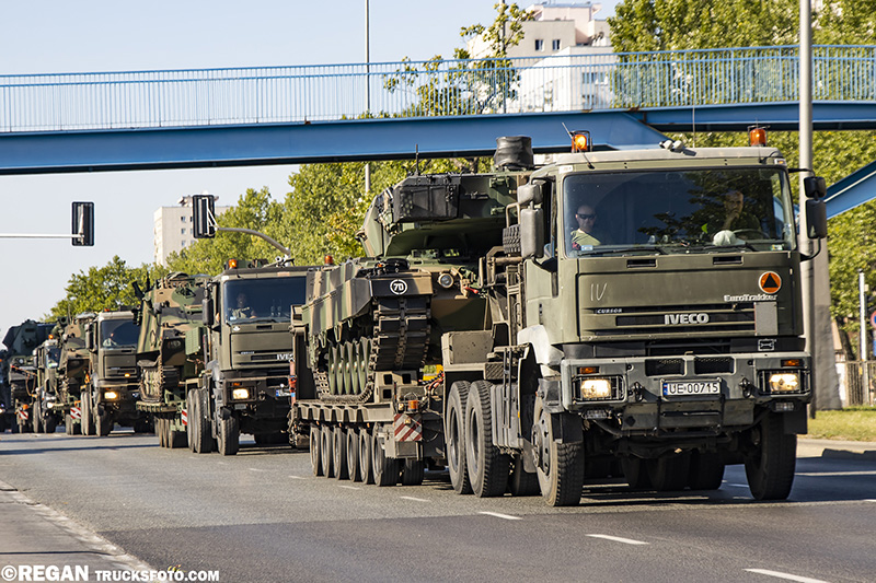 Iveco EuroTrakker.jpg