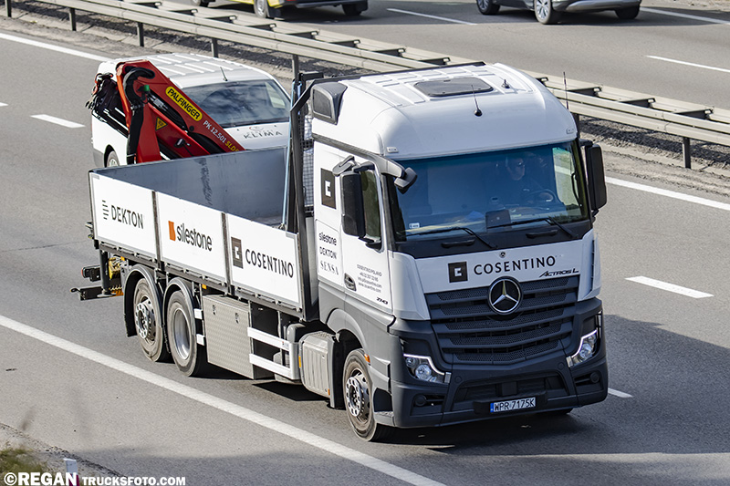 Mercedes-Benz Actros MP5 L - Cosentino.jpg