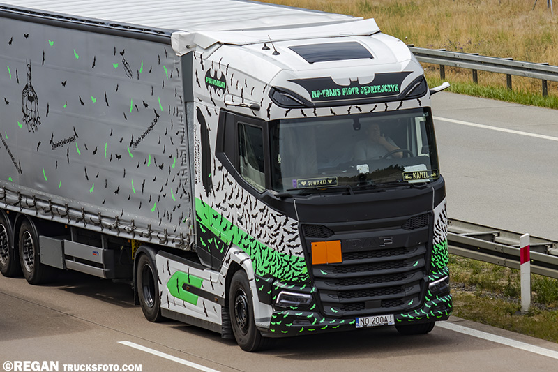 DAF XG+ MP-Trans Piotr Jędrzejczyk.jpg