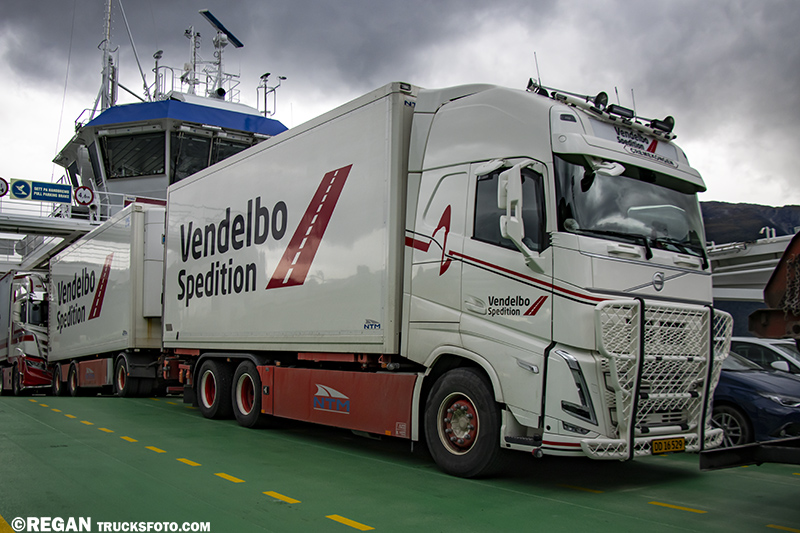 Volvo FH5 - Vendelbo Spedition.jpg