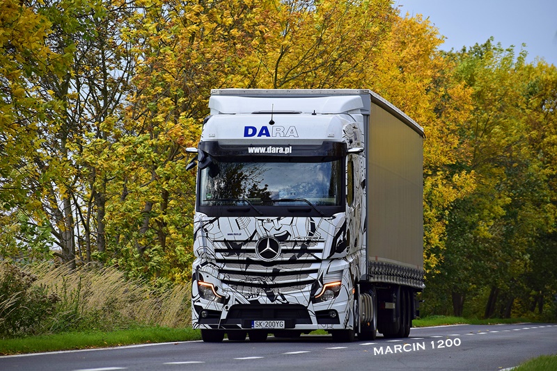 _DSC7139-crop-DARA-Mercedes-Benz ActrosL MP5.JPG