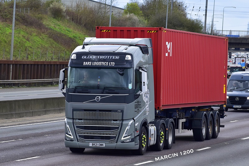 _DSC0558-crop-Bars Logistics Ltd-VOLVO FH V.JPG