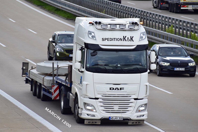 _DSC2448-crop-Spedition K&K-DAF XF 106 II.JPG