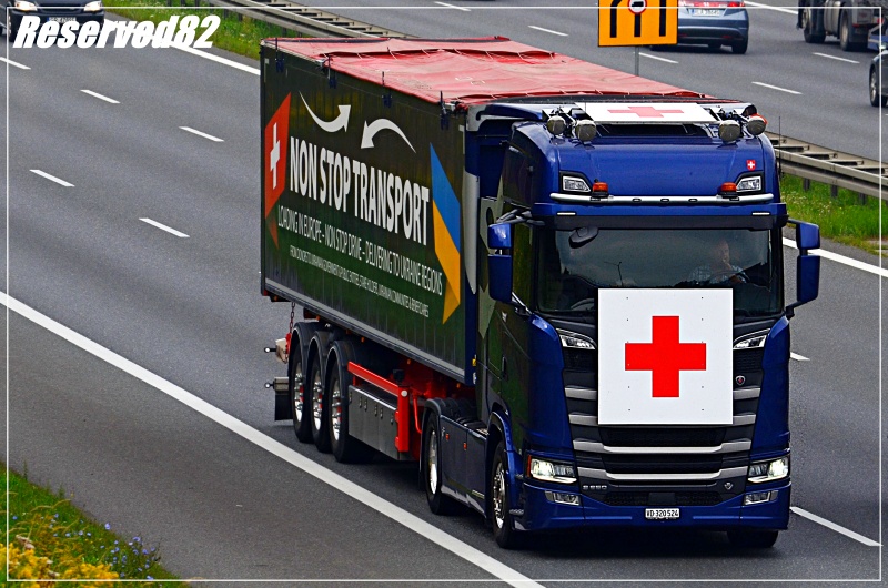 DSC_4908.JPG Pomoc.JPG