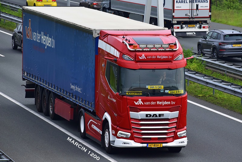 _DSC3308-crop-DAF XG-Van der Heijden.JPG