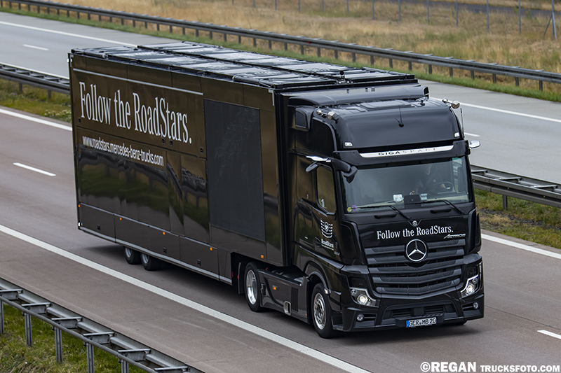 RoadStars Mercedes-Benz Actros MP5.jpg