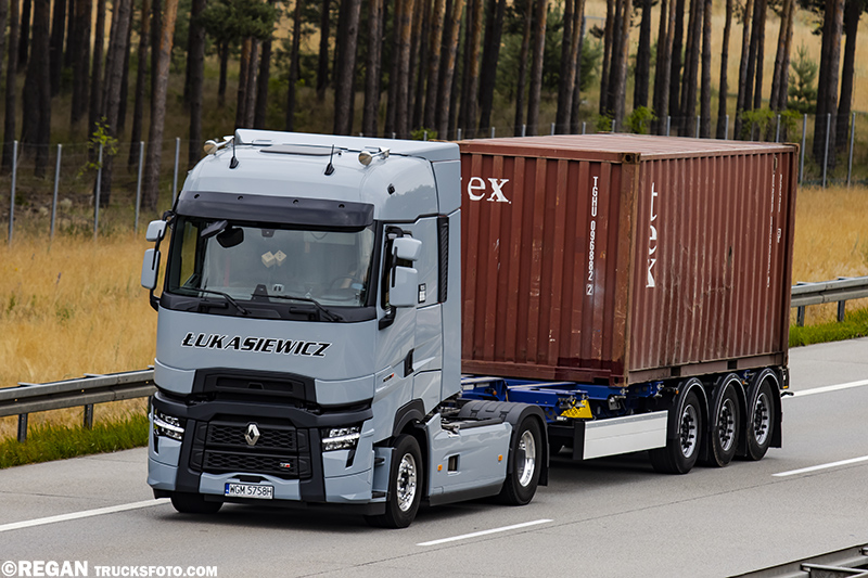 Renault Range T Evo Łukasiewicz.jpg