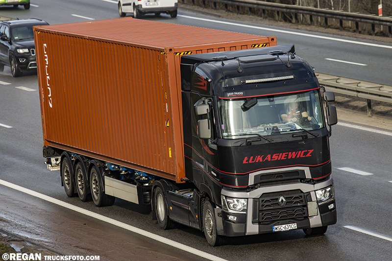 Renault Range T - Łukasiewicz.jpg