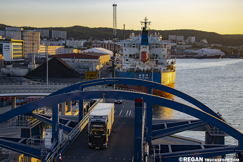 Scania R450 - Angela.jpg