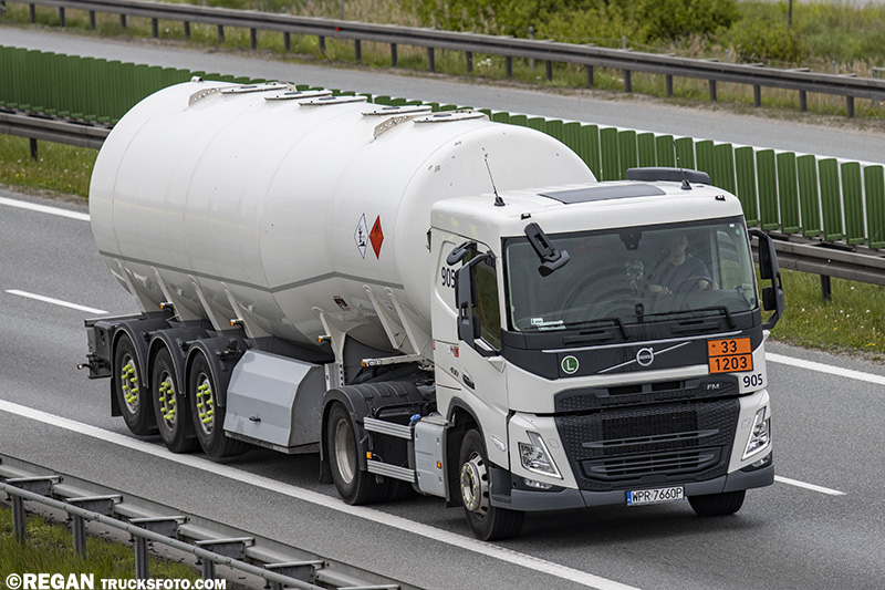 Volvo FM - Orlen.jpg