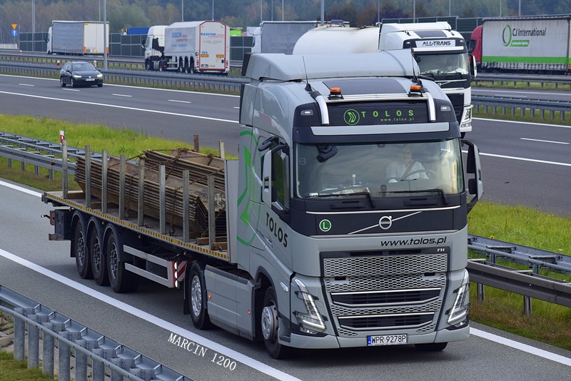 _DSC7179-crop-TOLOS-VOLVO FH V.JPG