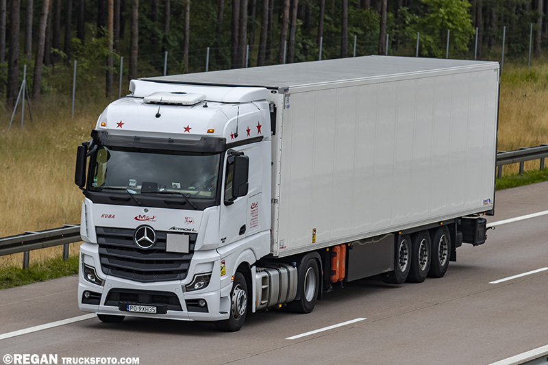 Mercedes-Benz Actros MP5 L - M&J Stucki.jpg