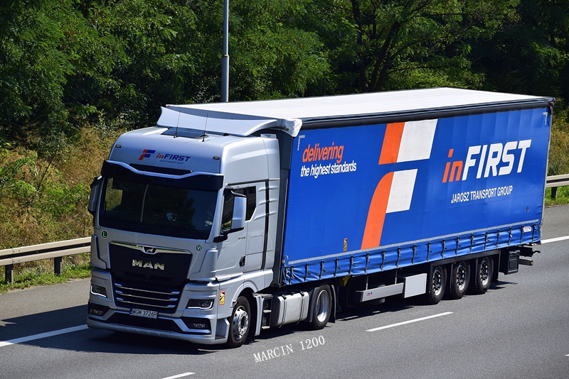 _DSC6070-crop-MAN TGX II - InFirst.JPG